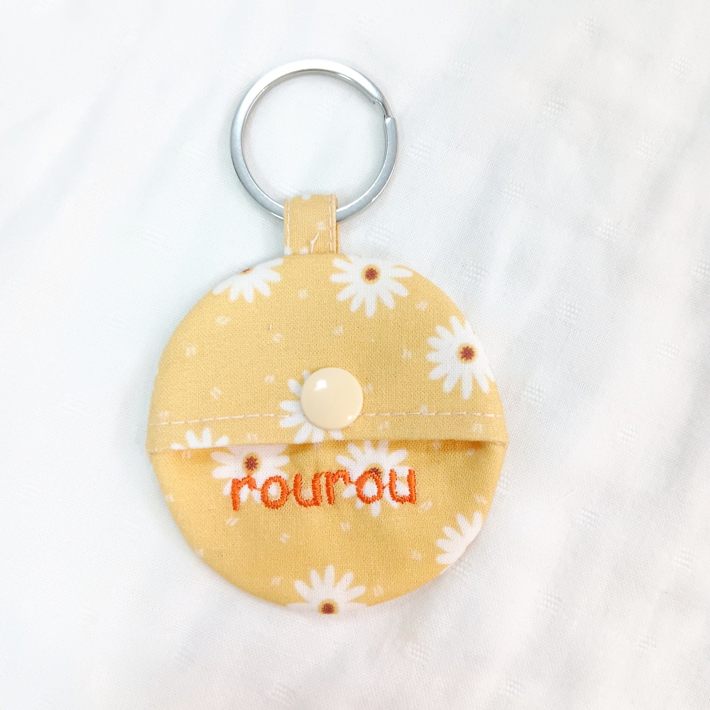小白菊。平安符袋 (可繡名字)