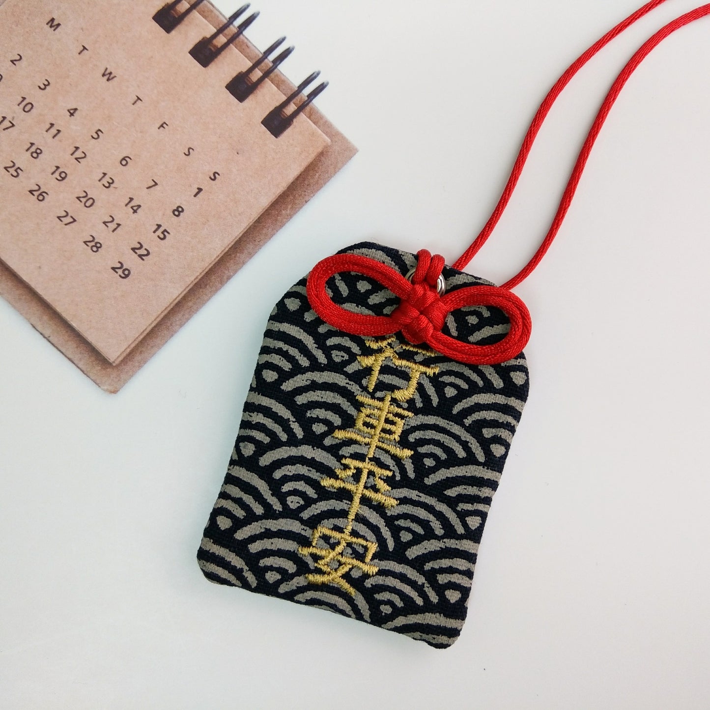 【可客製祝福】深藍青海波。御守款平安符袋 (可繡名字)