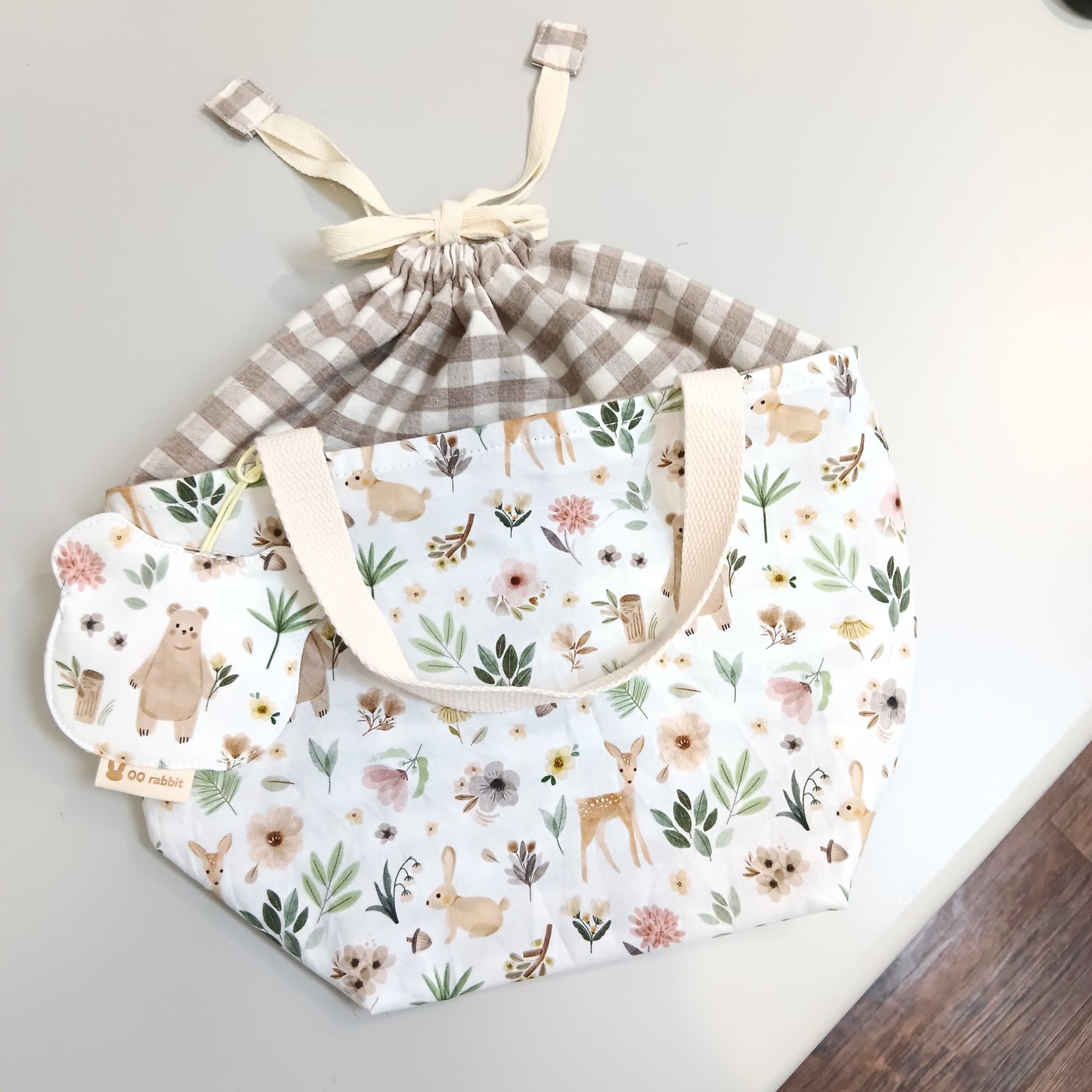 附姓名吊牌。花草動物。幼兒園小學適用 可機洗束口便當袋 餐袋