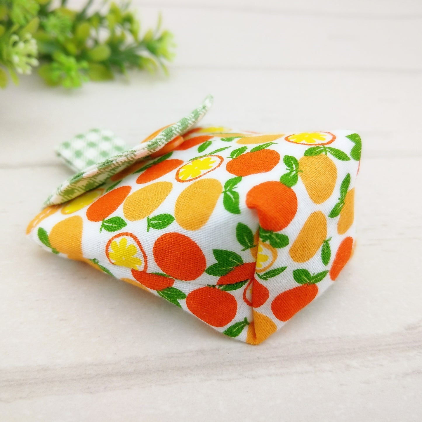 小橘子。奶嘴袋+奶嘴鏈 (可繡名字)