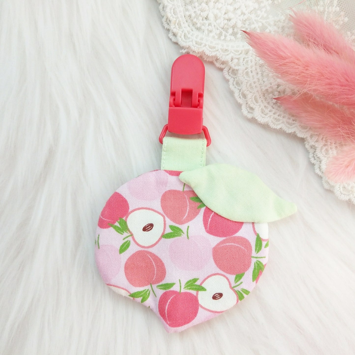 可繡名字 可單購。小蜜桃。手工訂製2件彌月組