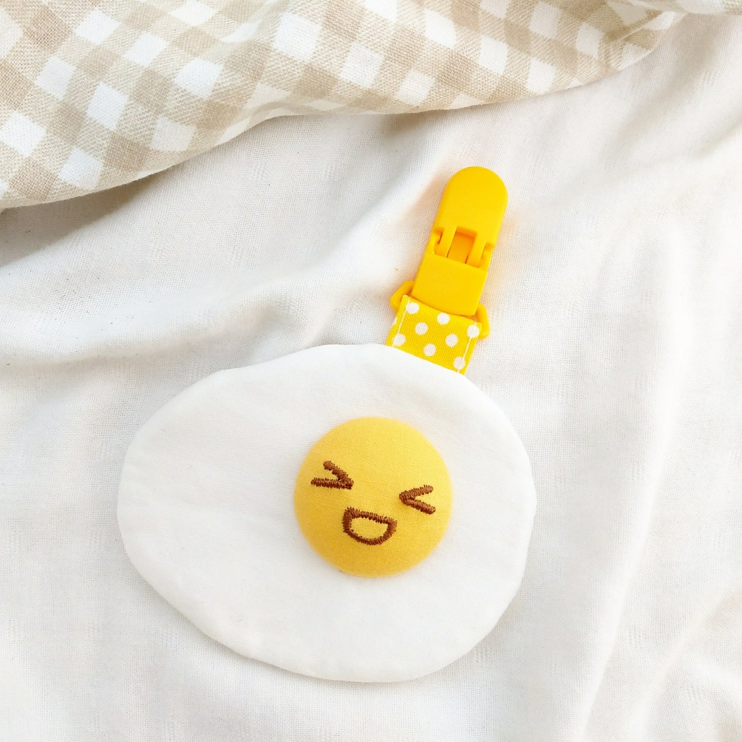 任性的荷包蛋。立體蛋黃造型平安符袋 (可繡名字)